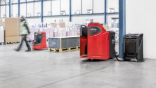 Sustainable energy system—Linde pallet truck powered by Linde's Li-ION technology