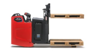 Optimizacija brzine D10 FP kompanije Linde Material Handling Optimizacija brzine modela D10 FP kompanije Linde Material Handling povećava snagu vozila.
