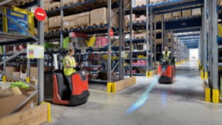 Uređaj za upozoravanje na kolovozu Linde BlueSpot™ kompanije Linde Material Handling Uređaj za upozorenje o ruti Linde BlueSpot™ čini viljuškare vidljivim bez zvuka.