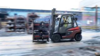 Dizel viljuškari kompanije Linde Material Handling pri korišćenju u livnici