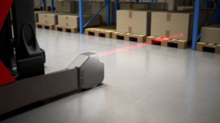 Korišćenje senzora za polarizaciono svetlo za merenje rastojanja Rack Protection Sensor-a kompanije Linde Material Handling